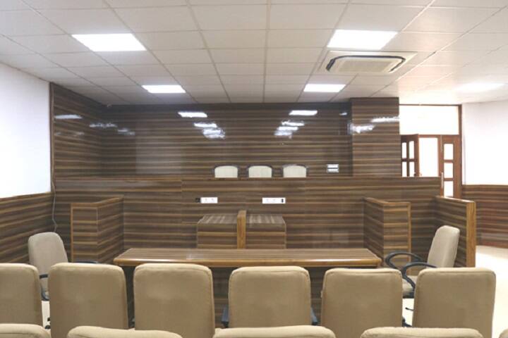 moot-court